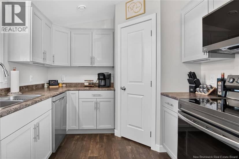 21 Harvest Lane — photo 11 of 40