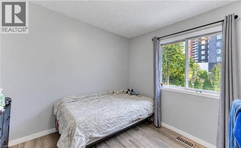 19 JAMES Street — photo 13 of 40