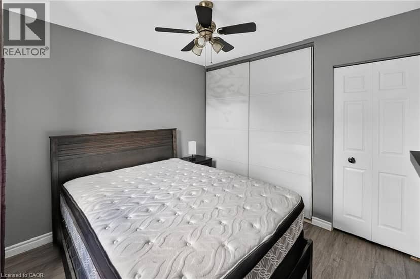2373 KING Street E Unit# 52 — photo 12 of 23