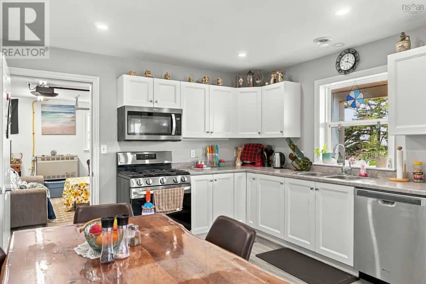 12044 Shore Road E — photo 20 of 40