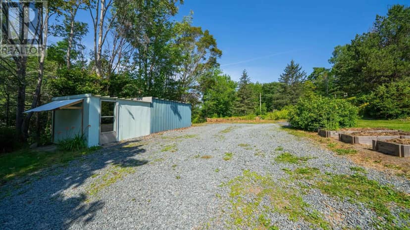 2132 Waverley Road — photo 39 of 40