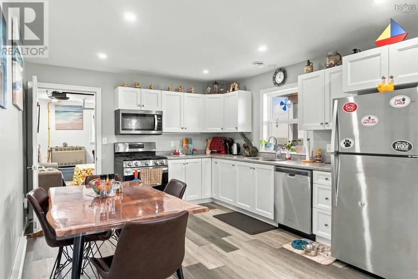 12044 Shore Road E — photo 19 of 40