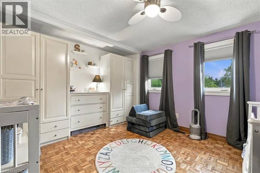 53 PICTON Street W — photo 27 of 40
