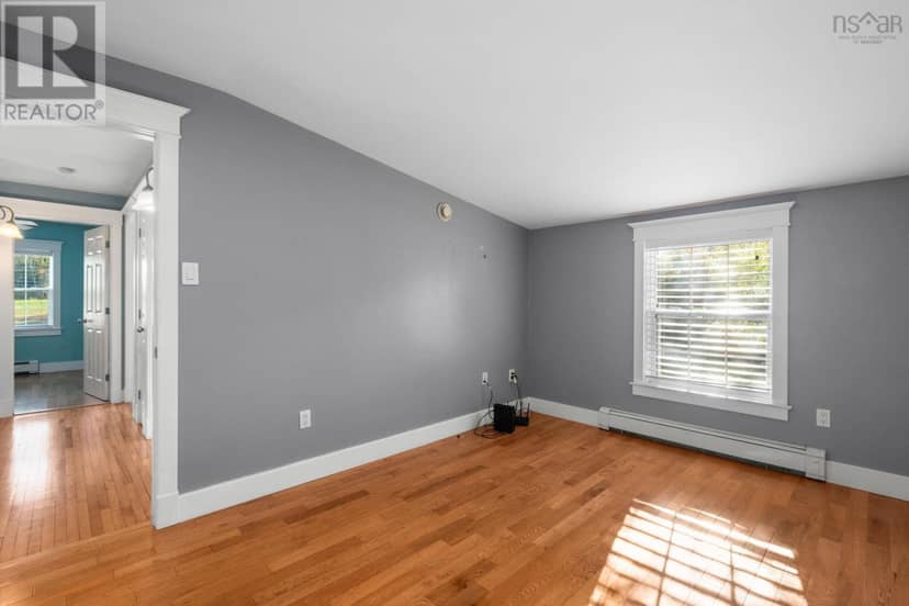 73 Holland Road — photo 27 of 40