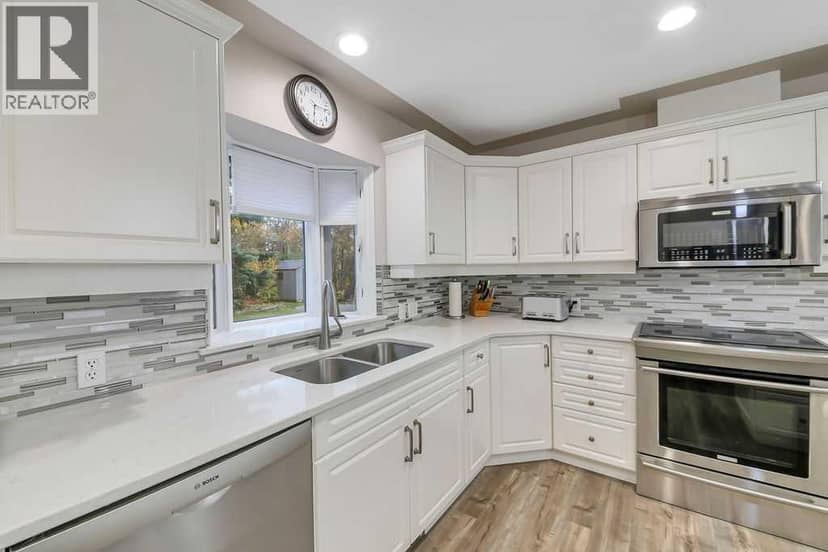 202, 36214 Range Road 250 — photo 17 of 40