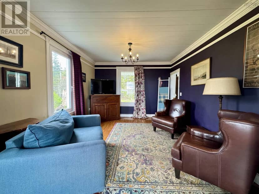 3463 Loch Lomond Rd. — photo 9 of 40