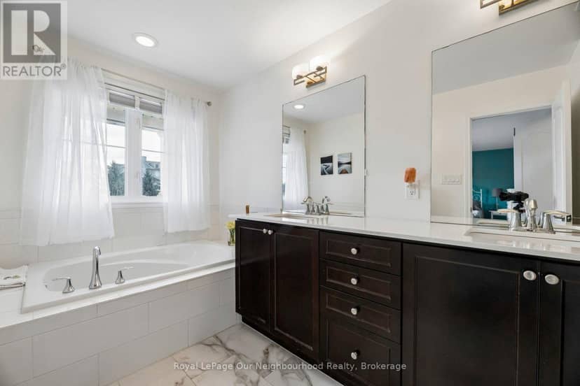 308 Lakebreeze Drive — photo 21 of 35