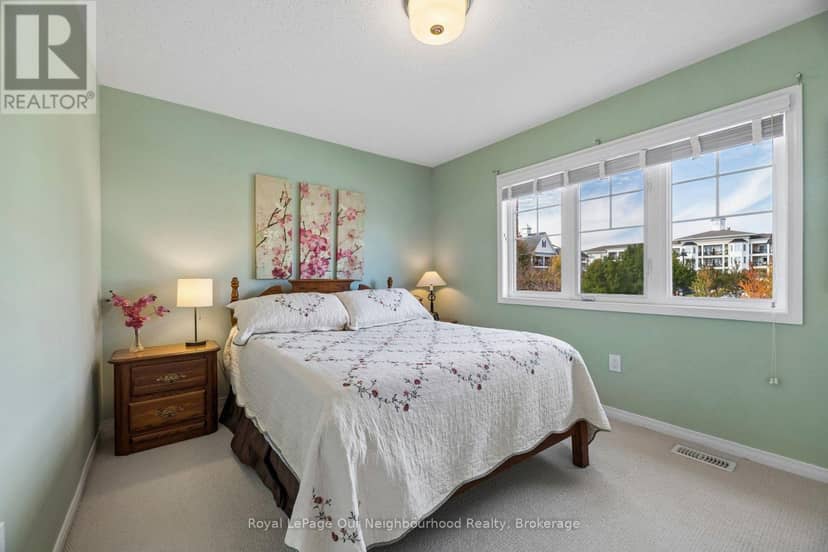 308 Lakebreeze Drive — photo 24 of 35