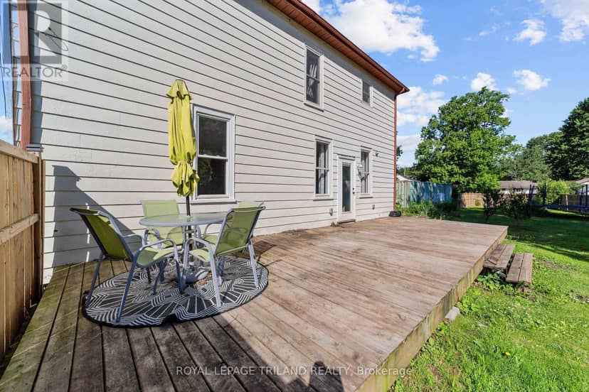 15 Dundas Street — photo 12 of 38