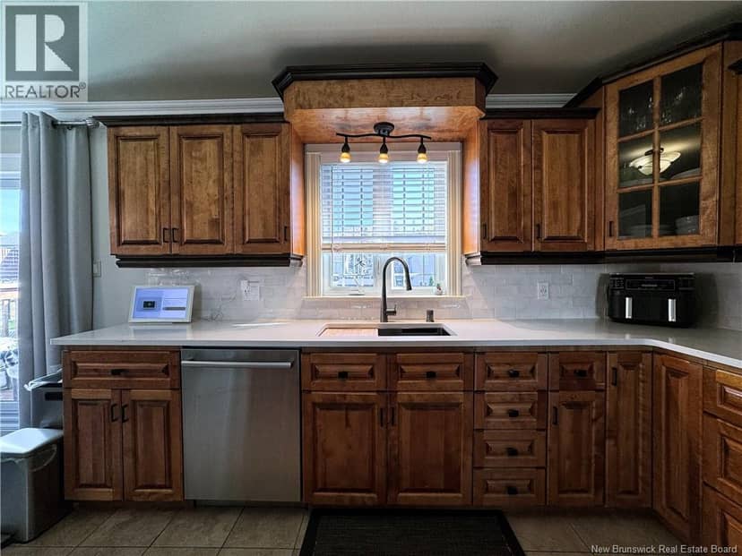 53 Tanya Crescent — photo 11 of 40
