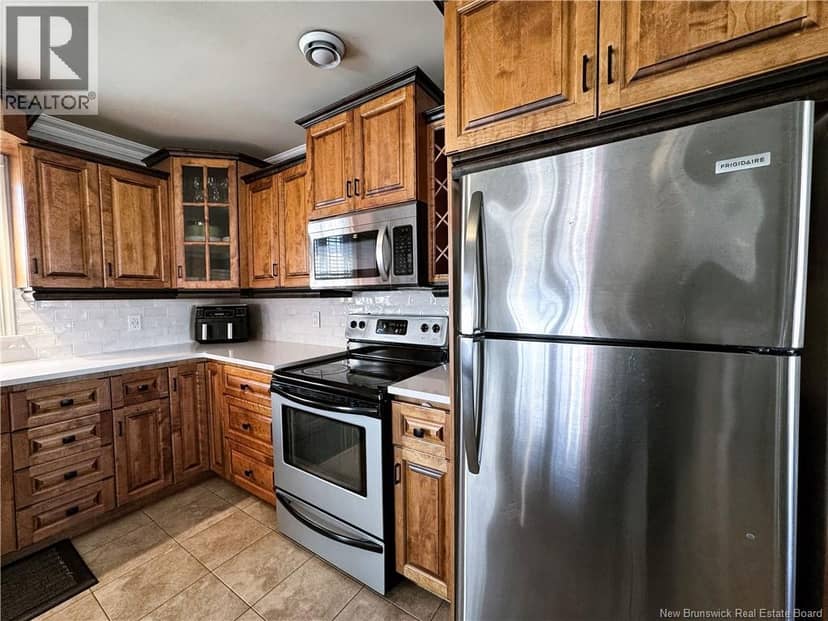53 Tanya Crescent — photo 9 of 40