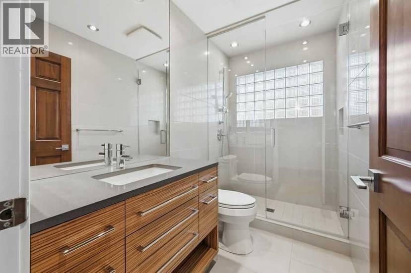 1216 Varsity Estates Drive NW — photo 23 of 40