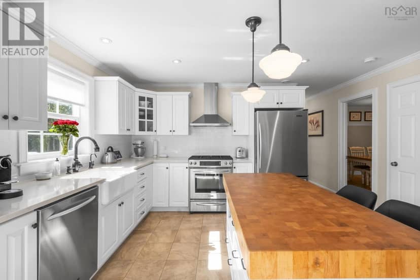 95 Hurshman Drive — photo 7 of 40