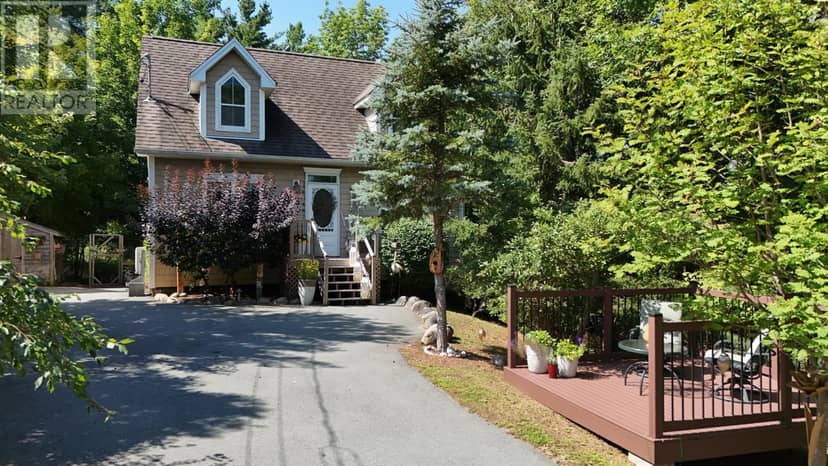 48 Pond Street — photo 2 of 39