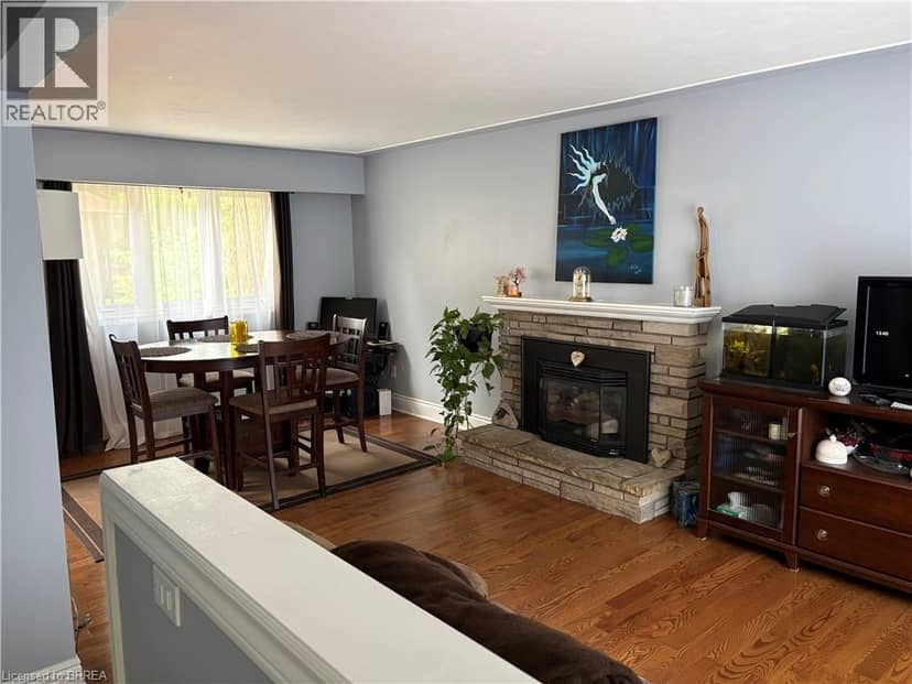 56 FORSYTHE Avenue, Brantford, photo 8