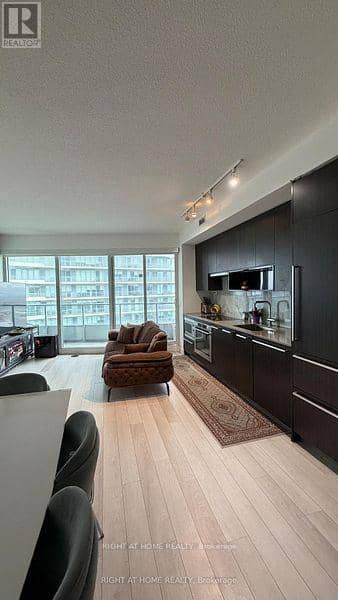 1005 - 115 McMahon Drive — photo 5 of 23