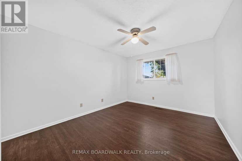 20 Tripp Crescent — photo 22 of 40