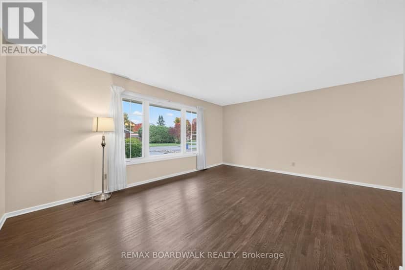20 Tripp Crescent, Ottawa, photo 6