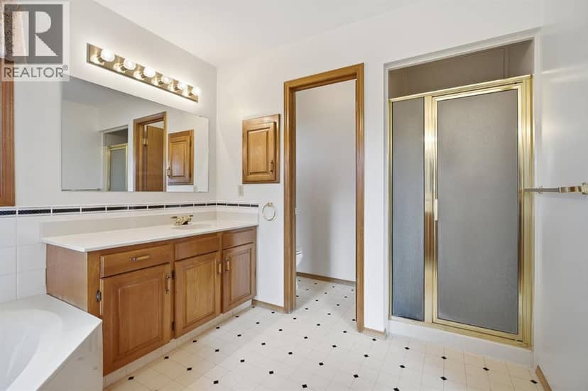 37 Edgeview Road NW — photo 22 of 40