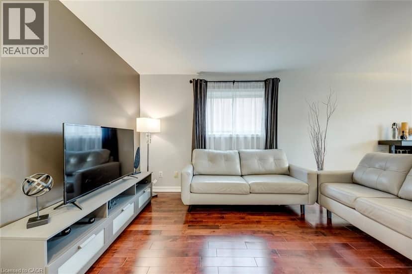 19 HORNED OWL Drive, Brampton, photo 6
