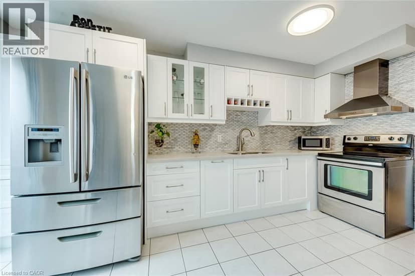 19 HORNED OWL Drive — photo 14 of 34