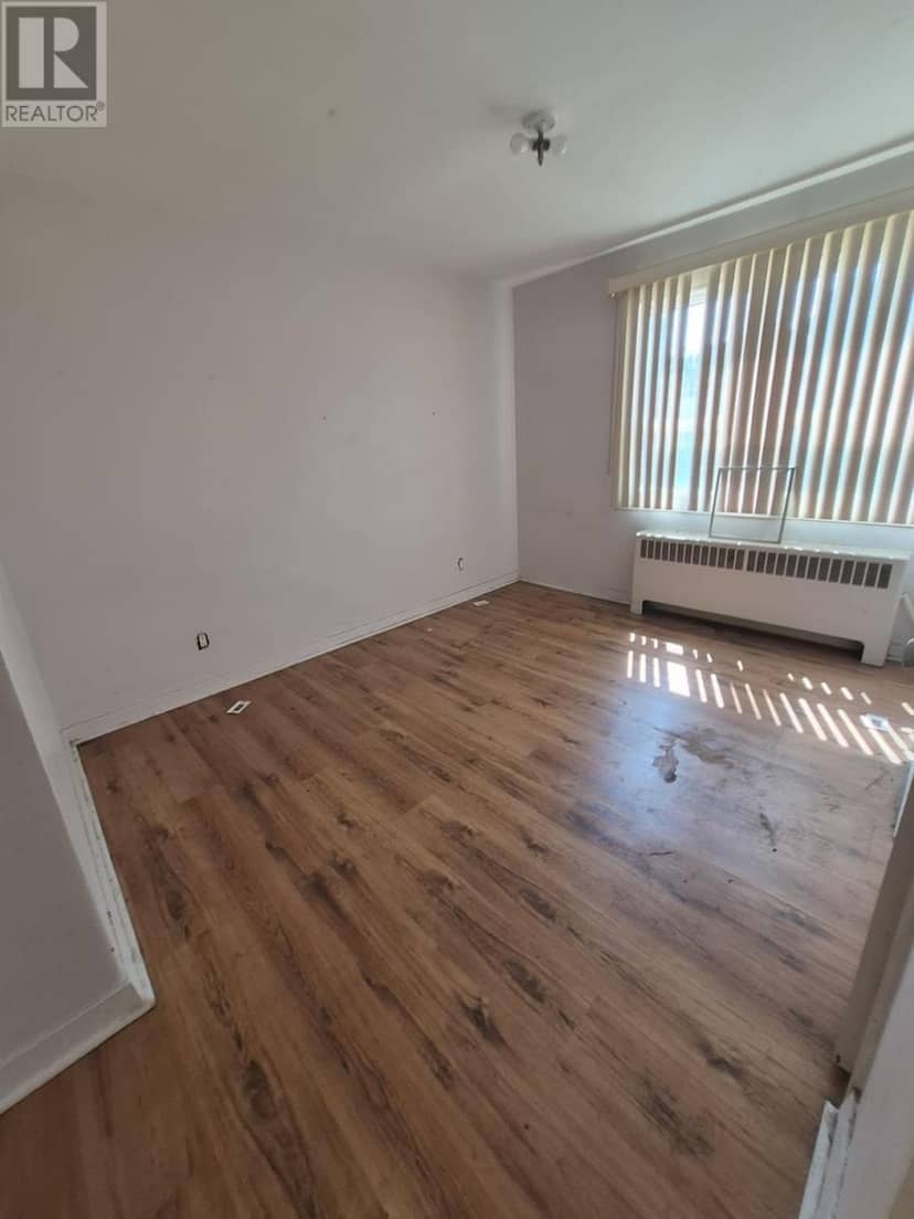 9-102 Hutchison AVE — photo 6 of 9