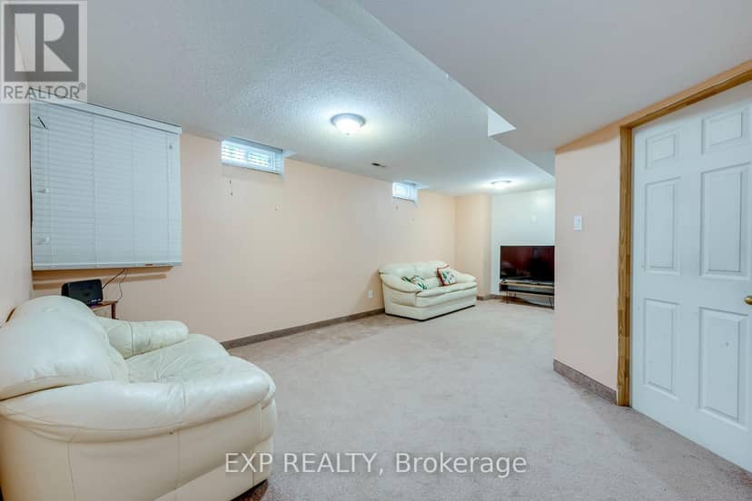 19 Horned Owl Drive — photo 36 of 40