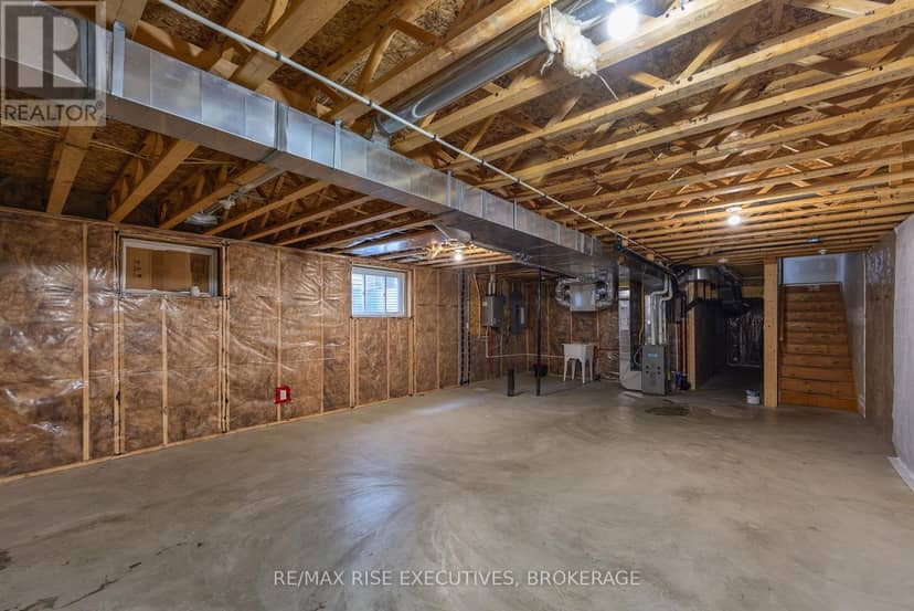 567 Beth Crescent — photo 39 of 40