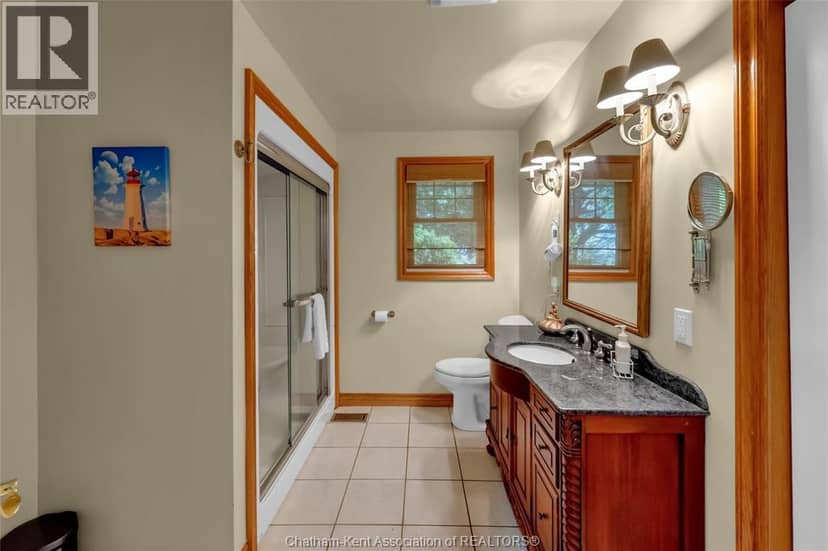 20928 Victoria ROAD — photo 33 of 40