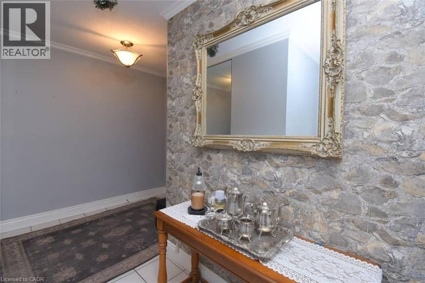 75 QUEEN Street N Unit# 1204 — photo 4 of 37