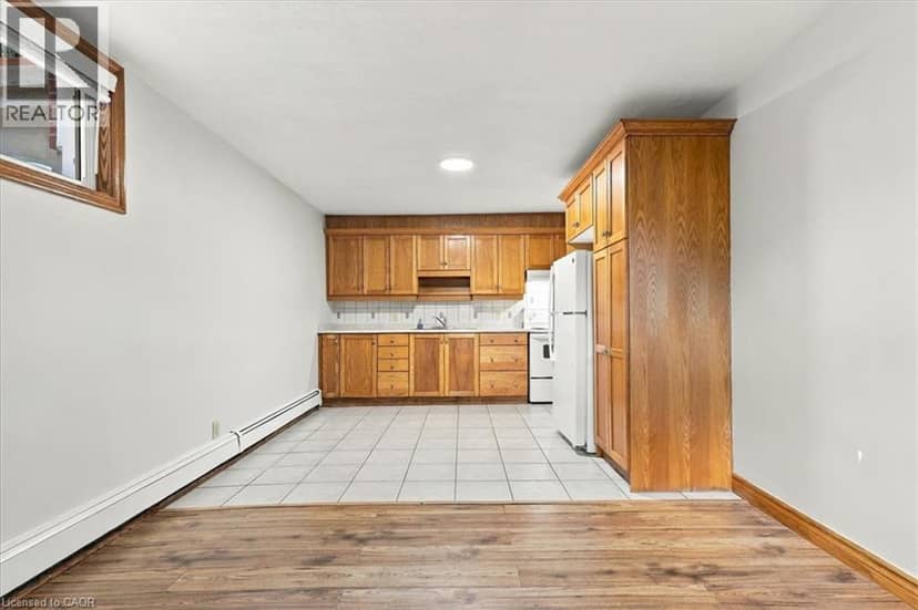 115 ROXBOROUGH Avenue — photo 37 of 40