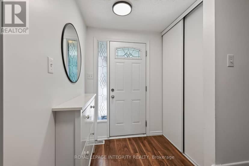 1723 Lafrance Drive, Ottawa, photo 3