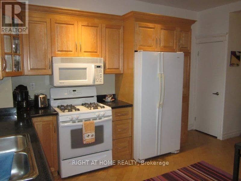 261 Grace Street — photo 36 of 36
