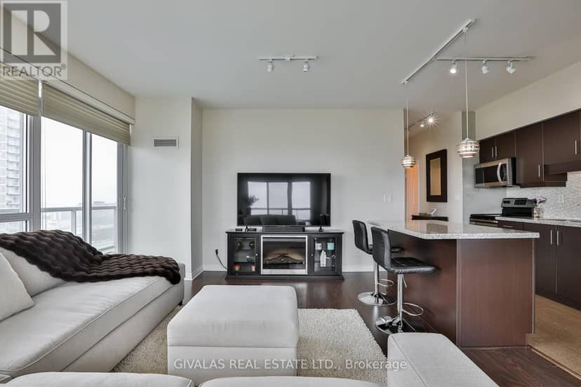 2110 - 30 Herons Hill Way — photo 10 of 40