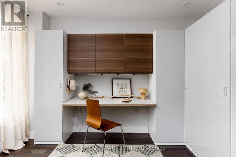 TH06 - 140 Bathurst Street, Toronto, photo 6