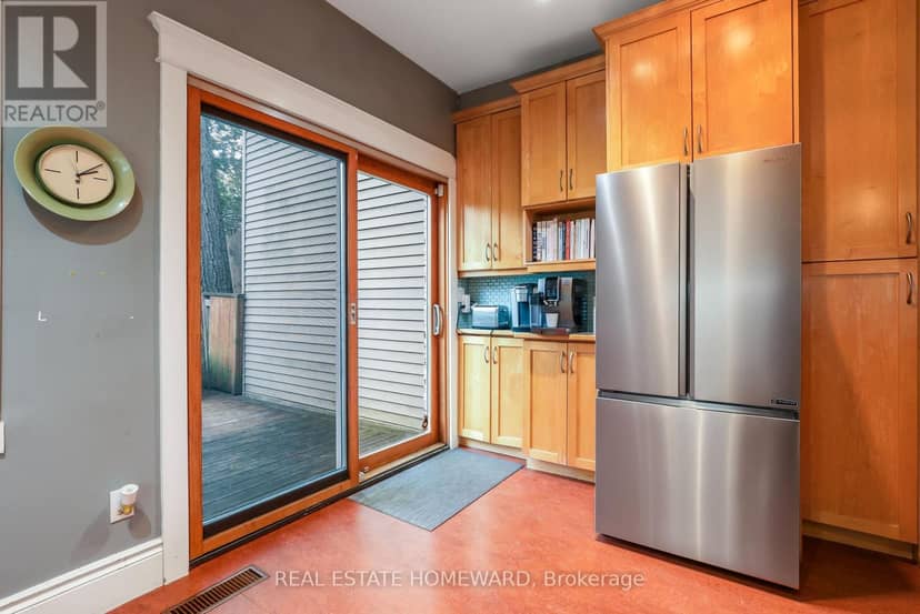 207 Waverley Road — photo 18 of 39