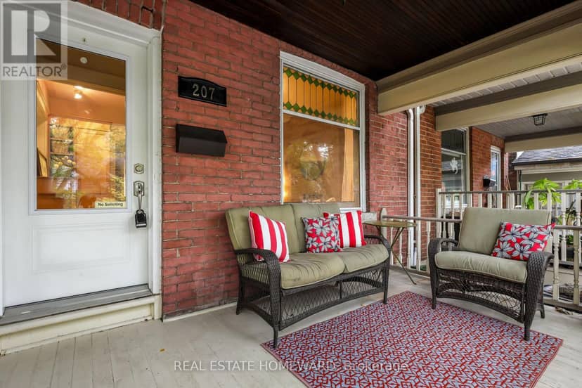 207 Waverley Road, Toronto, photo 2