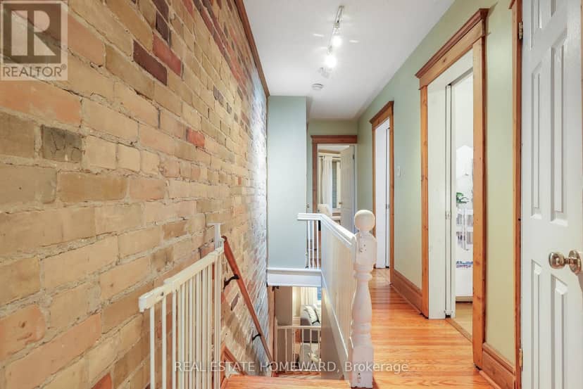 207 Waverley Road — photo 21 of 39