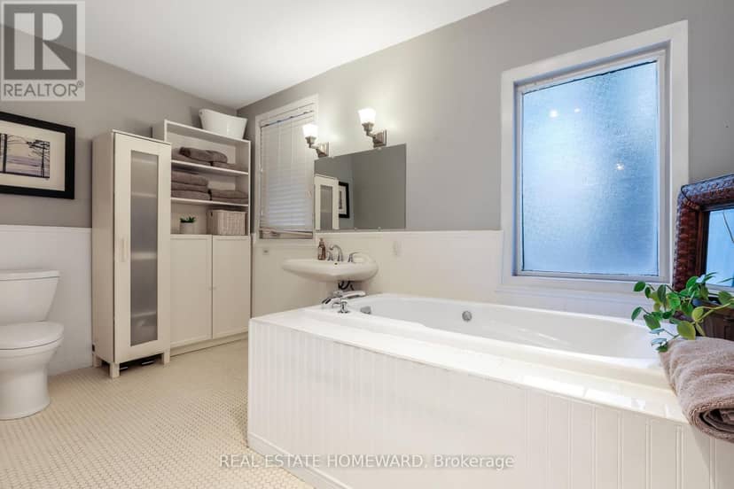 207 Waverley Road — photo 27 of 39