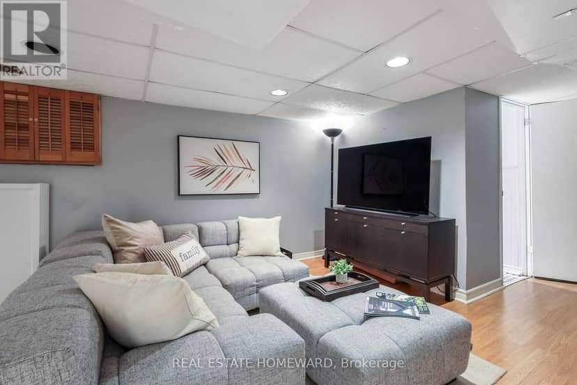 207 Waverley Road — photo 32 of 39
