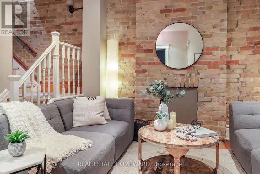 207 Waverley Road — photo 9 of 39
