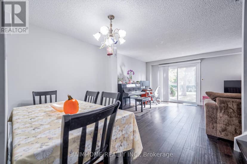 1692 John Street — photo 9 of 36