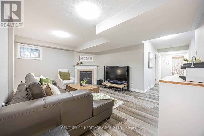 170 Alfred Smith Way — photo 18 of 28