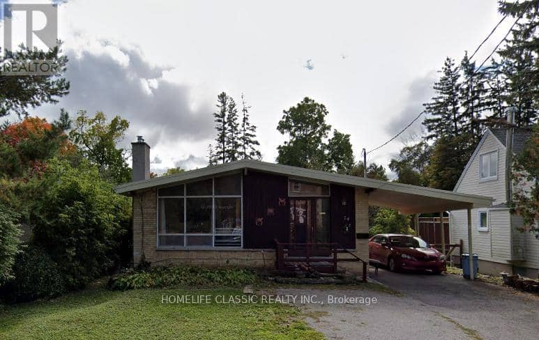 74 Richmond Street, Richmond Hill, photo 2