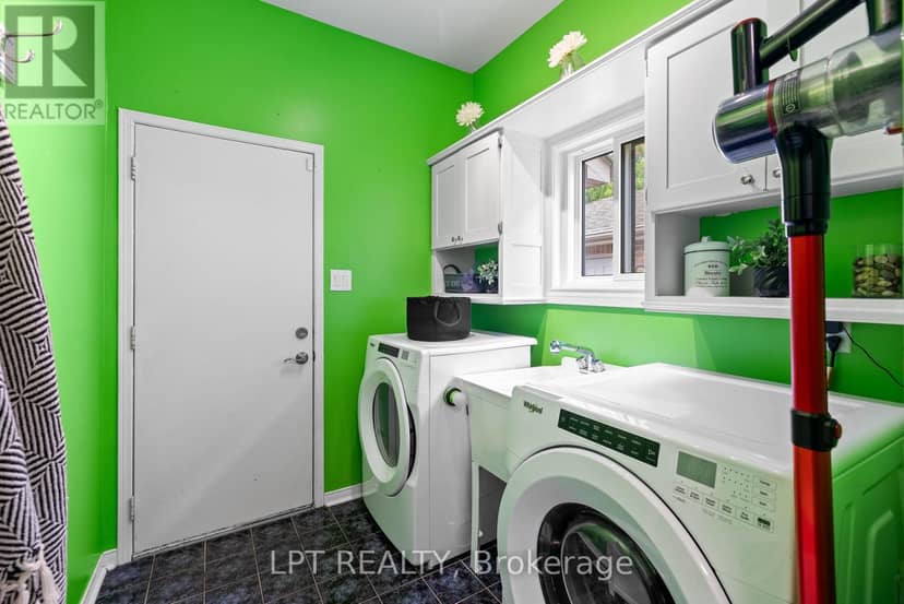 370 Silken Laumann Drive — photo 19 of 40