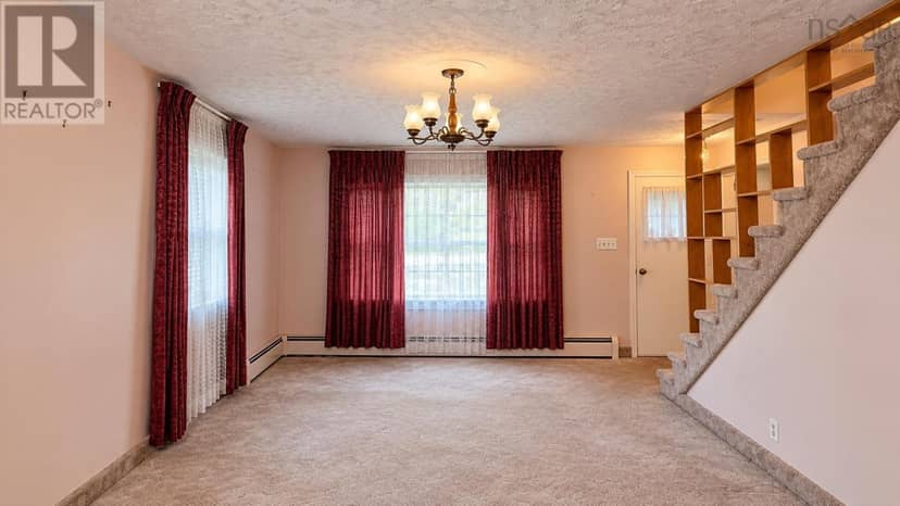171 Falmouth Dyke Road — photo 18 of 35