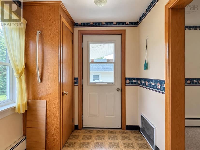 171 Falmouth Dyke Road — photo 13 of 35
