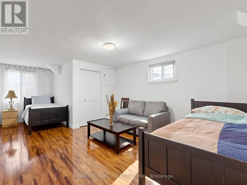 14 Crispin Crescent — photo 21 of 34