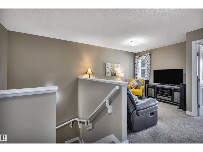 5033 Andison Cl SW — photo 18 of 39