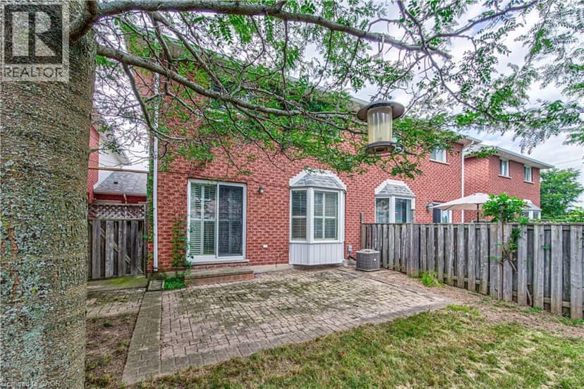 86 CHELSEA Crescent — photo 39 of 40